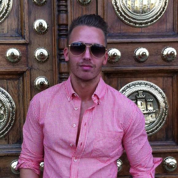 Meet your Posher, Corey - Picture 1 of 1